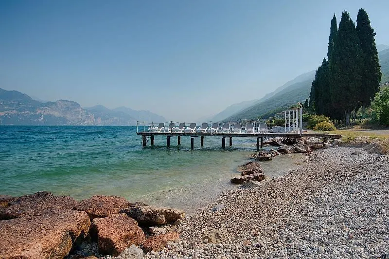 Hotel Orione Brenzone sul Garda 3*,  Italia