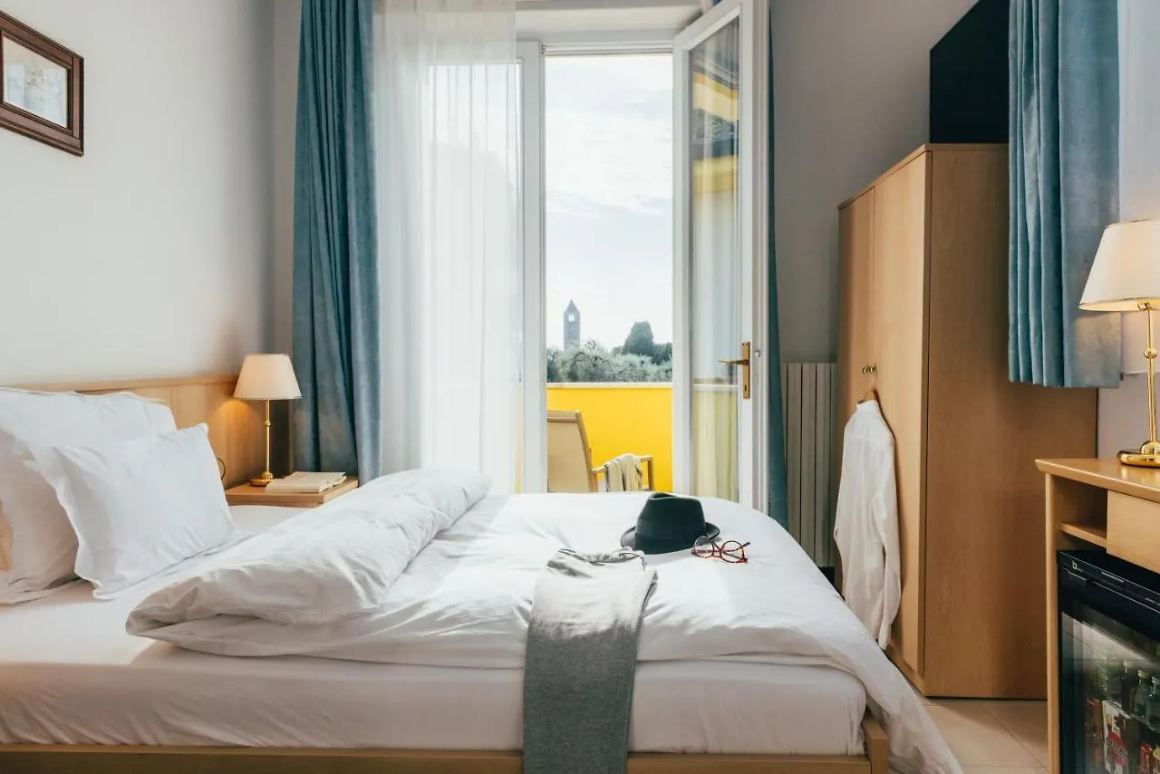Hotel Orione Brenzone sul Garda