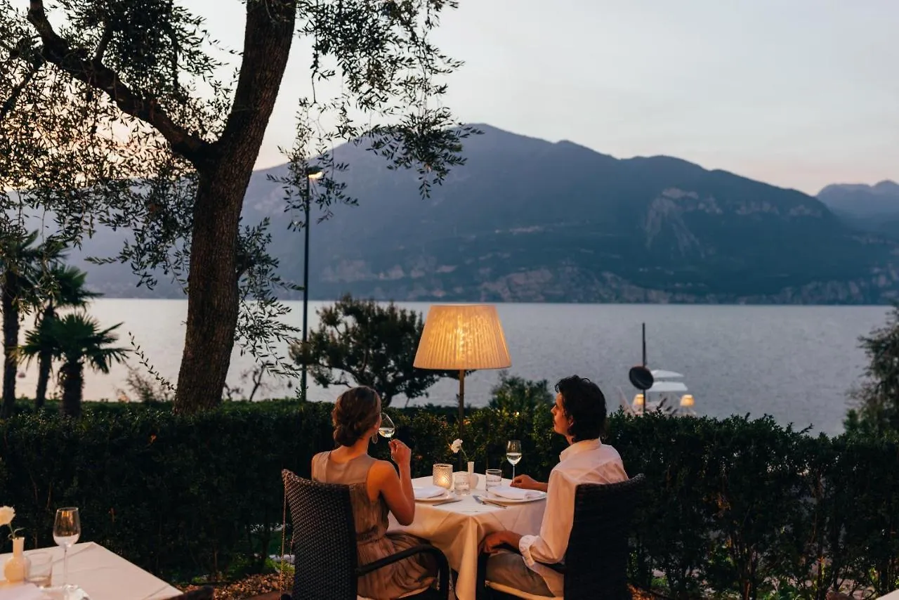 Hotel Orione Brenzone sul Garda 3*,