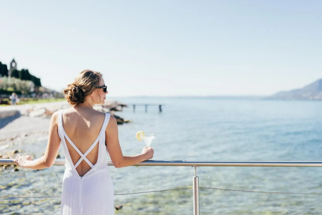 Hotel Orione - Lake Front Hotel Brenzone sul Garda